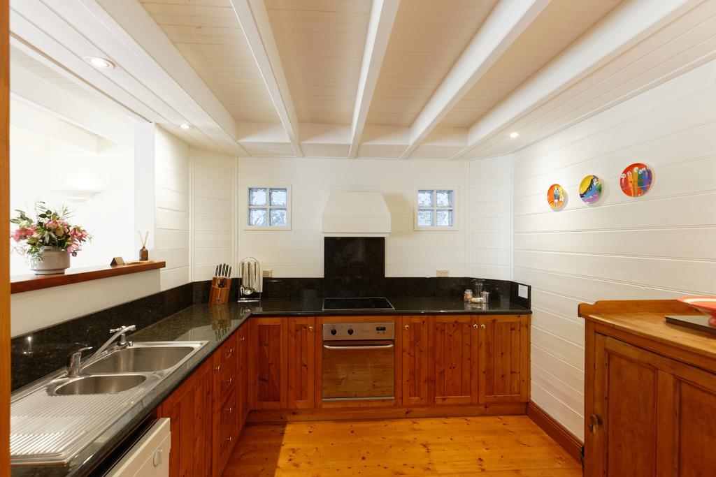 54 On Bank Hotel Port Fairy Exterior photo